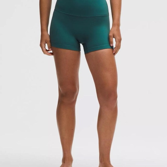 LULU Solid Short Set - Picture 4 of 8